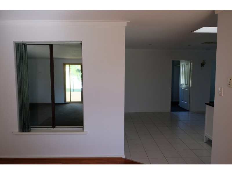 3 Bundalla CRT, Kelmscott WA 6111