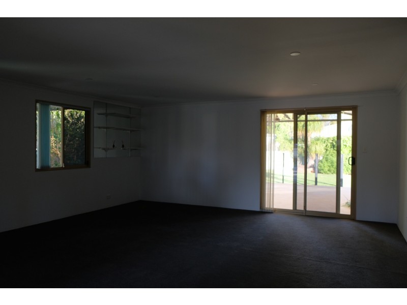 3 Bundalla CRT, Kelmscott WA 6111