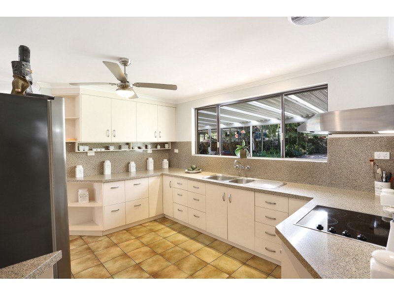 121 Collins Road, Ninderry QLD 4561