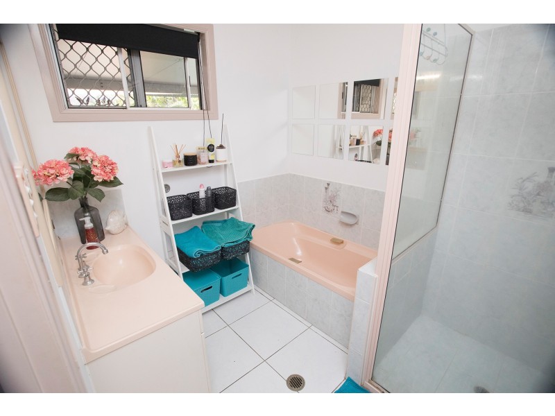 14 Lomond Street, Kirwan QLD 4817