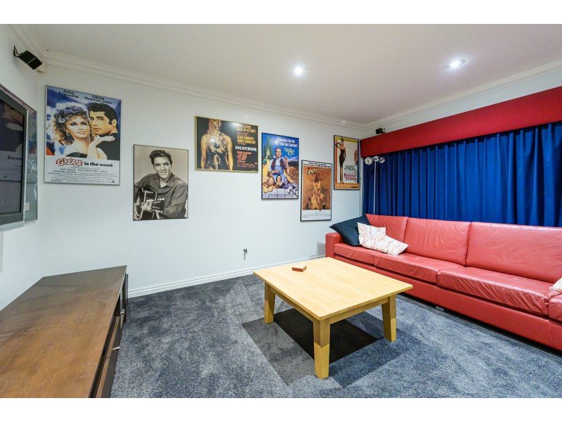 12 Denver Avenue, Madeley WA 6065