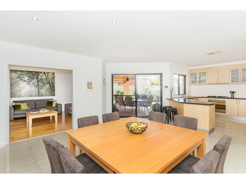 12 Denver Avenue, Madeley WA 6065