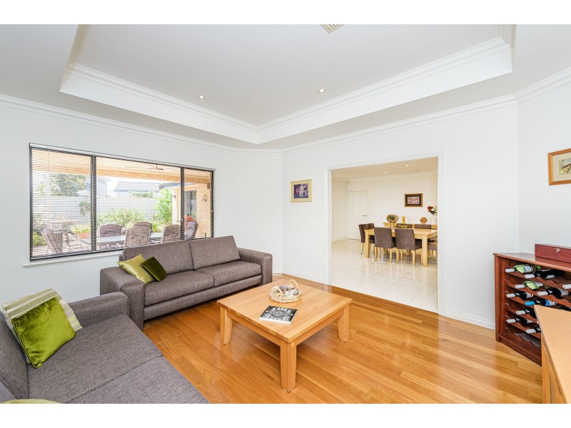 12 Denver Avenue, Madeley WA 6065