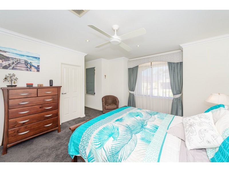 12 Denver Avenue, Madeley WA 6065