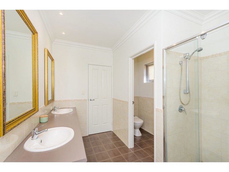 12 Denver Avenue, Madeley WA 6065