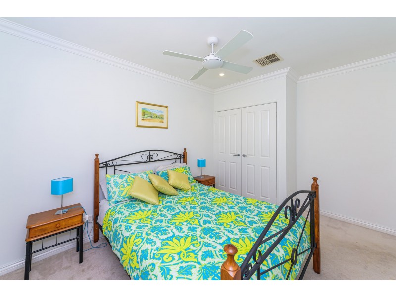 12 Denver Avenue, Madeley WA 6065