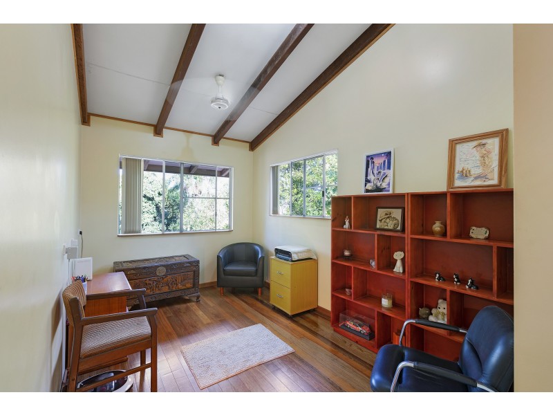 267 Sugarloaf Road, Sugarloaf QLD 4800