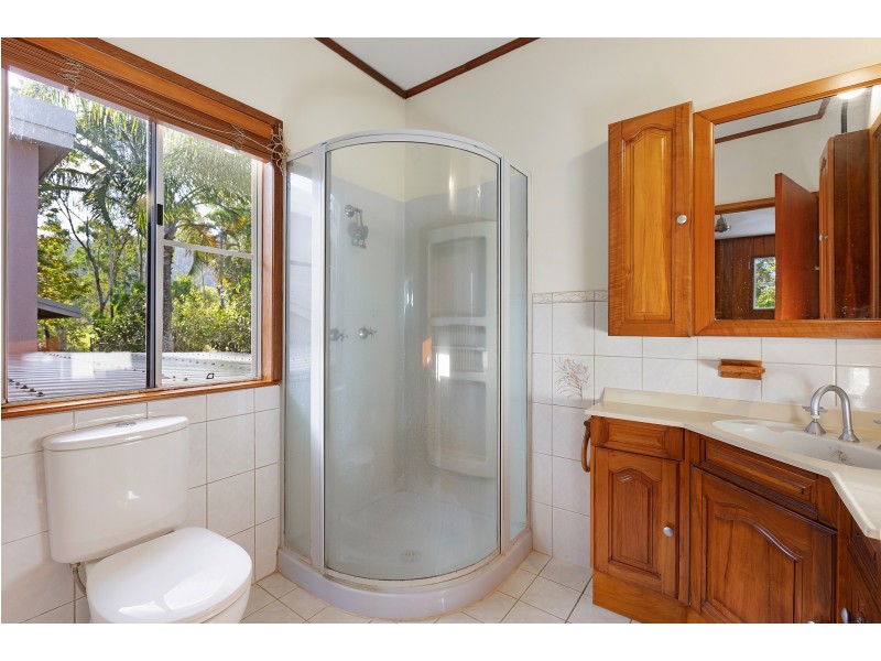 267 Sugarloaf Road, Sugarloaf QLD 4800