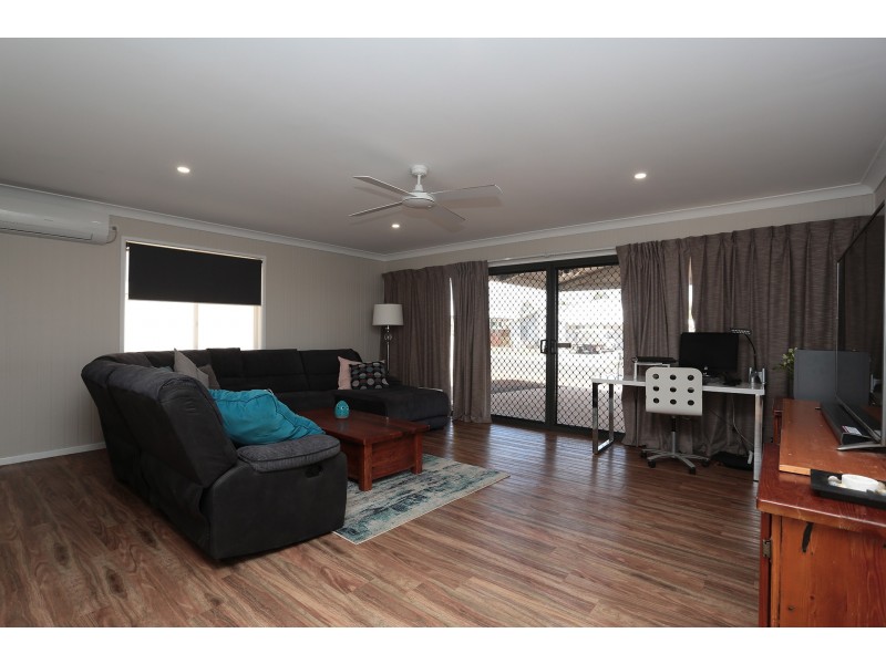 75 Belclaire Drive, Westbrook QLD 4350