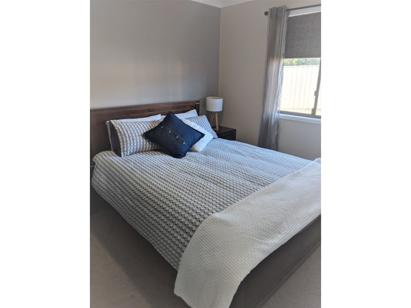 75 Belclaire Drive, Westbrook QLD 4350