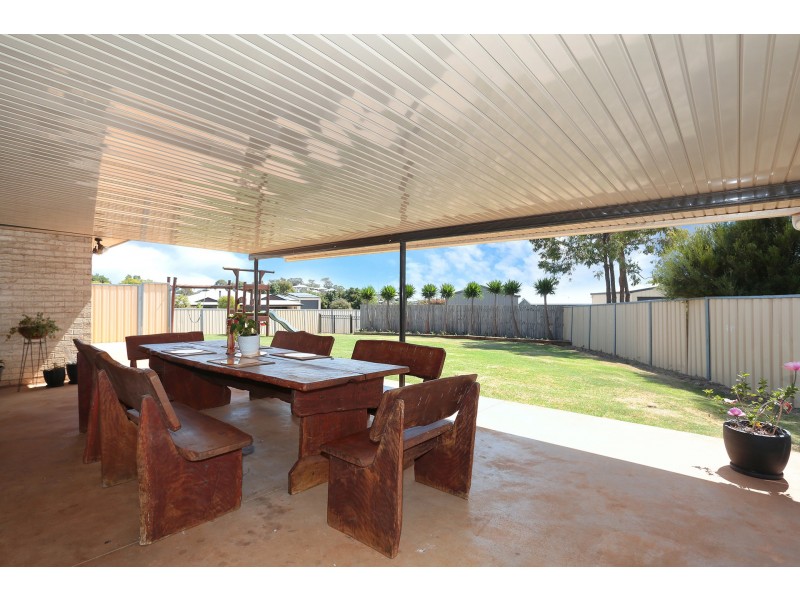 75 Belclaire Drive, Westbrook QLD 4350