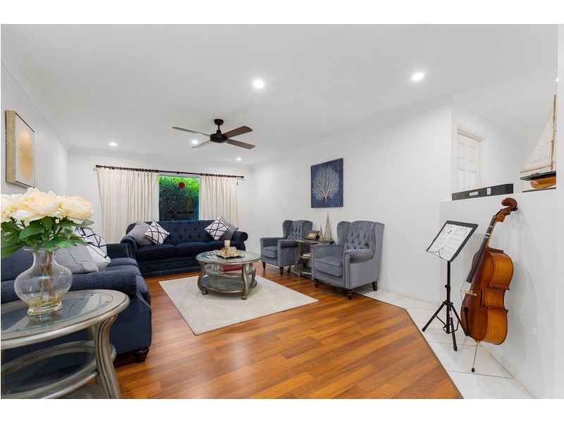 13 Aspen Street, Carindale QLD 4152