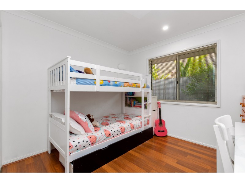 13 Aspen Street, Carindale QLD 4152