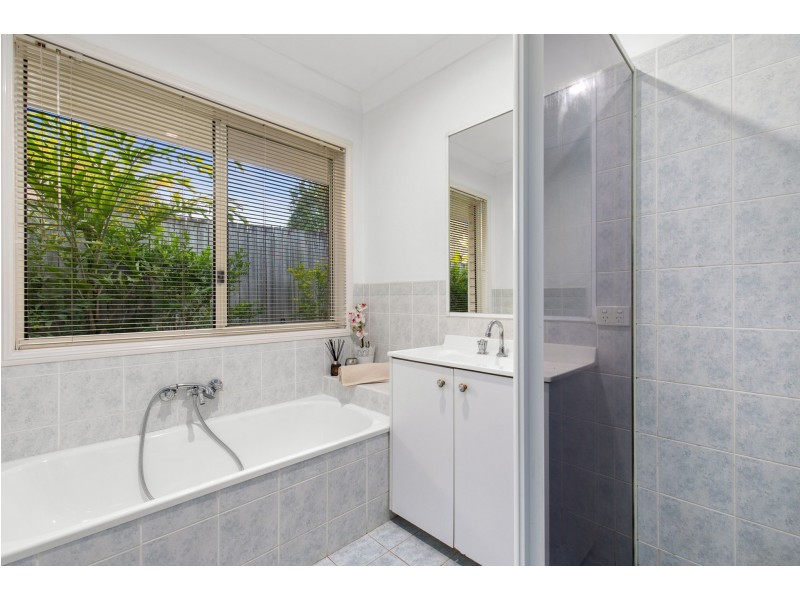 13 Aspen Street, Carindale QLD 4152