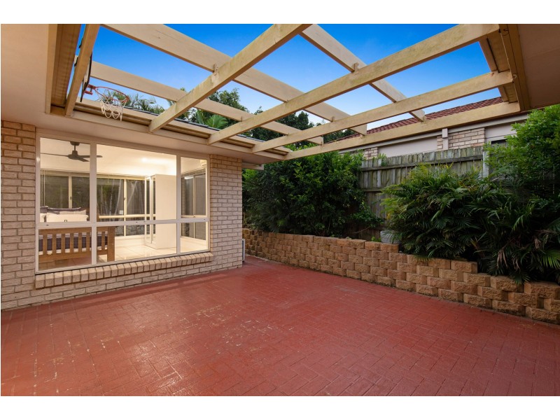 13 Aspen Street, Carindale QLD 4152