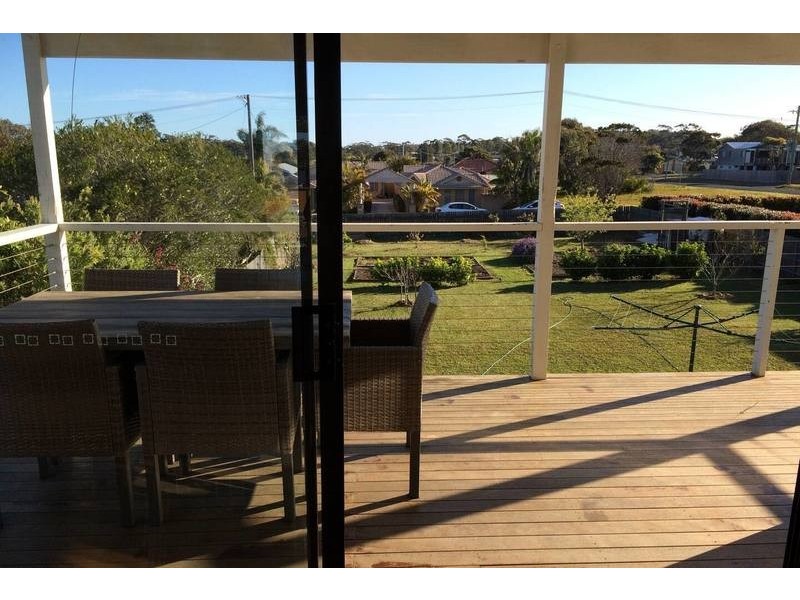 172 Marina Lane, Culburra Beach NSW 2540