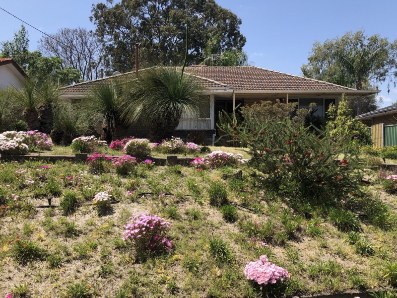 37 Cumberland Way, Bassendean WA 6054