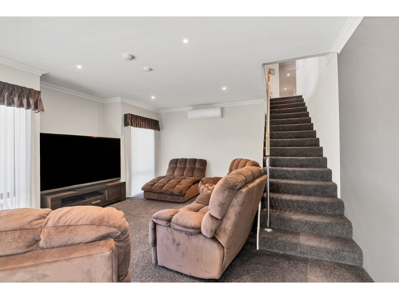 1/9 Dorsodura Way, Mandurah WA 6210