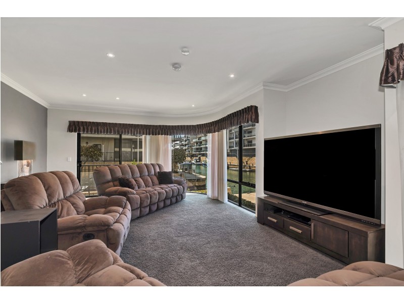 1/9 Dorsodura Way, Mandurah WA 6210