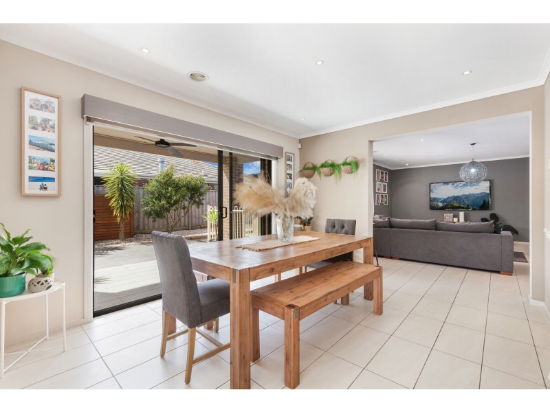 64 Wallara Waters Boulevard, Wallan VIC 3756