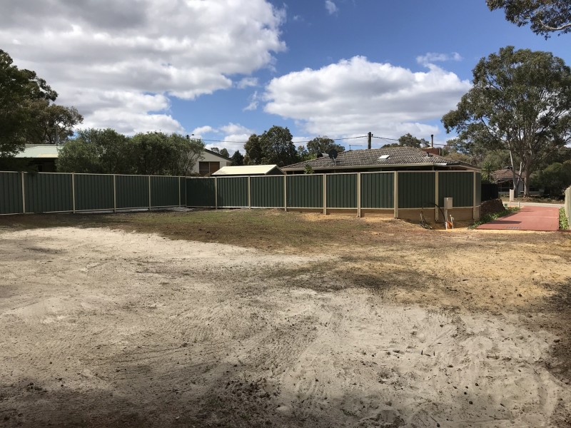 7 CRESTVIEW CRESCENT, Kalamunda WA 6076