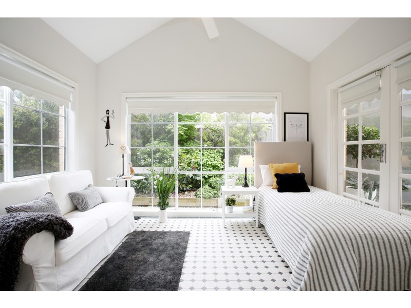 52 Riverstone Boulevard, Clyde North VIC 3978