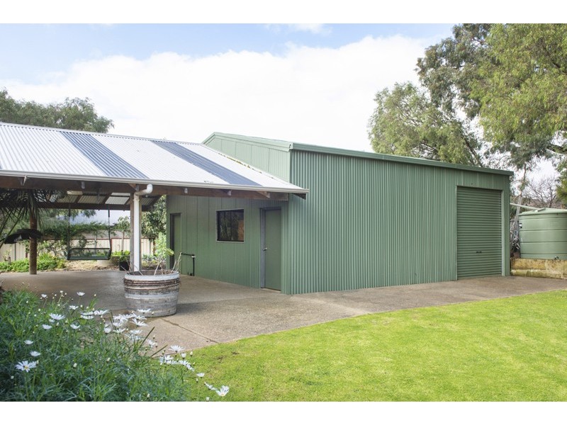 12 Duggan Drive, Cowaramup WA 6284