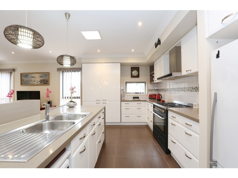 63 Huntington Drive, Craigieburn VIC 3064