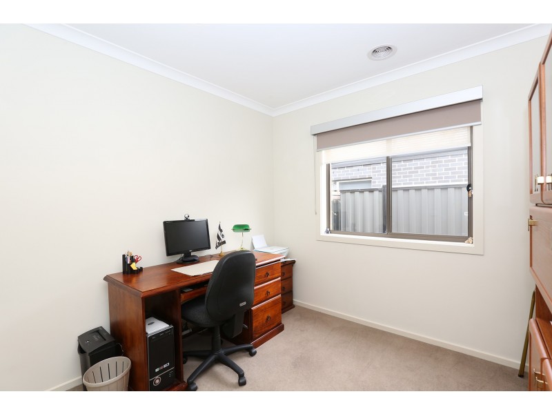 63 Huntington Drive, Craigieburn VIC 3064