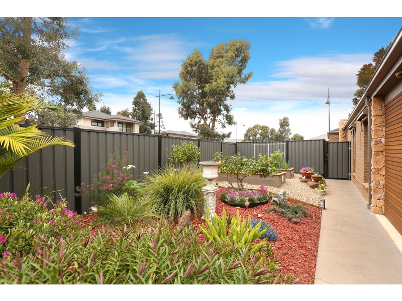 63 Huntington Drive, Craigieburn VIC 3064