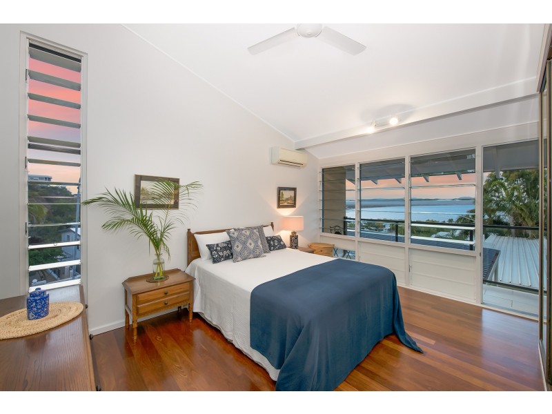 2 Orana Court, Castle Hill QLD 4810