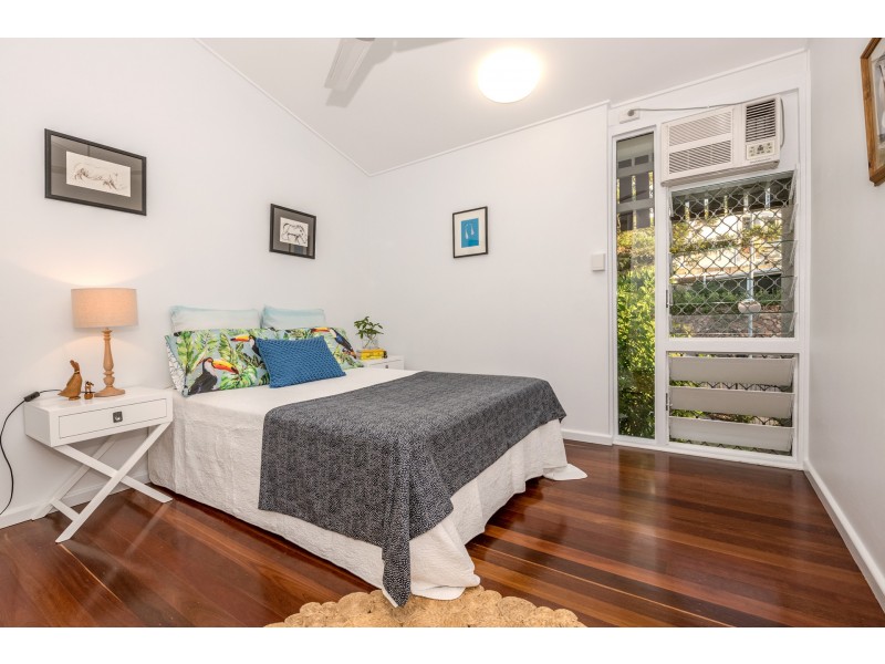 2 Orana Court, Castle Hill QLD 4810