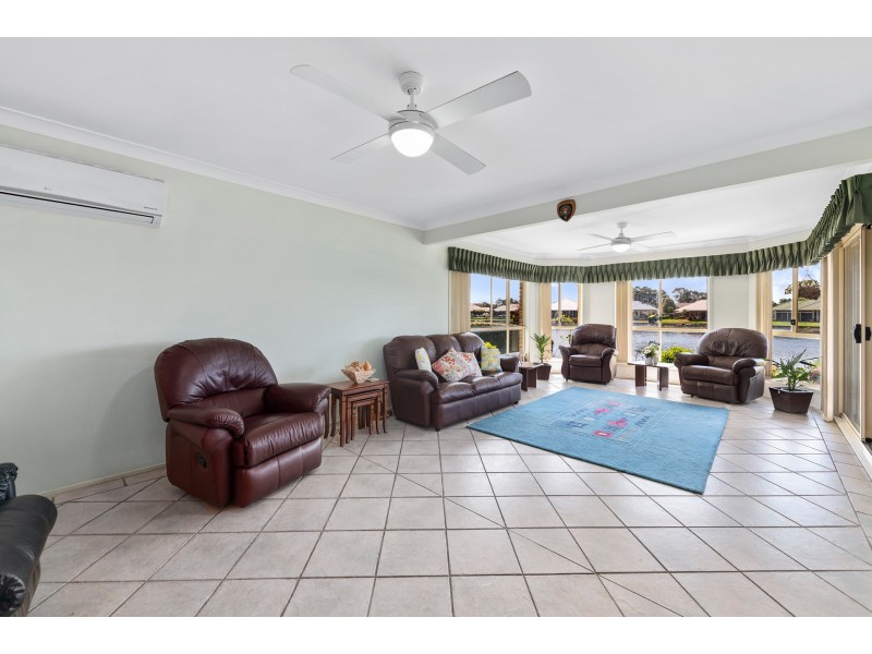 55 Admiralty Avenue, Tea Gardens NSW 2324