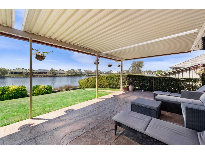 55 Admiralty Avenue, Tea Gardens NSW 2324