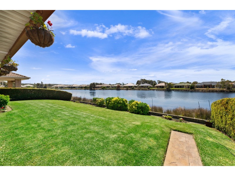 55 Admiralty Avenue, Tea Gardens NSW 2324