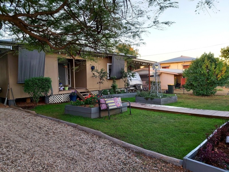 28 Douglass Street, Clermont QLD 4721