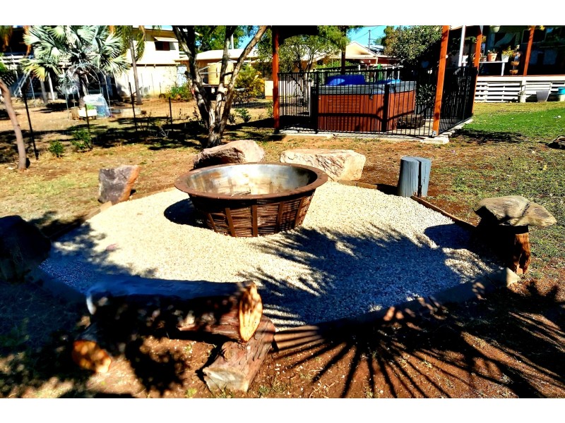 28 Douglass Street, Clermont QLD 4721