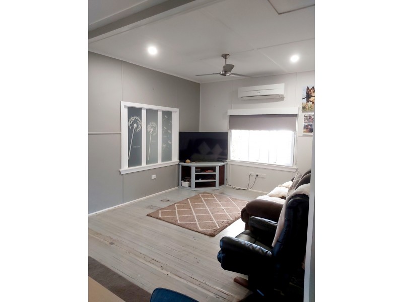 28 Douglass Street, Clermont QLD 4721