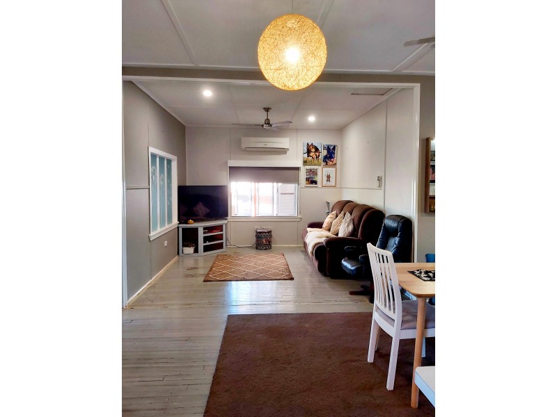 28 Douglass Street, Clermont QLD 4721