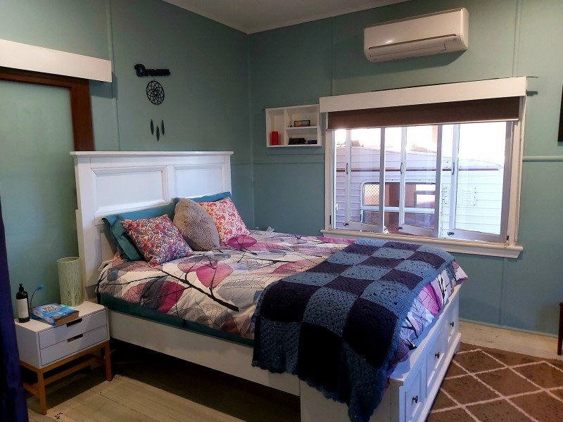 28 Douglass Street, Clermont QLD 4721