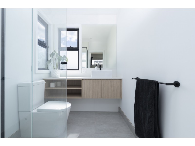 1/51 Cypress Avenue, Brooklyn VIC 3012