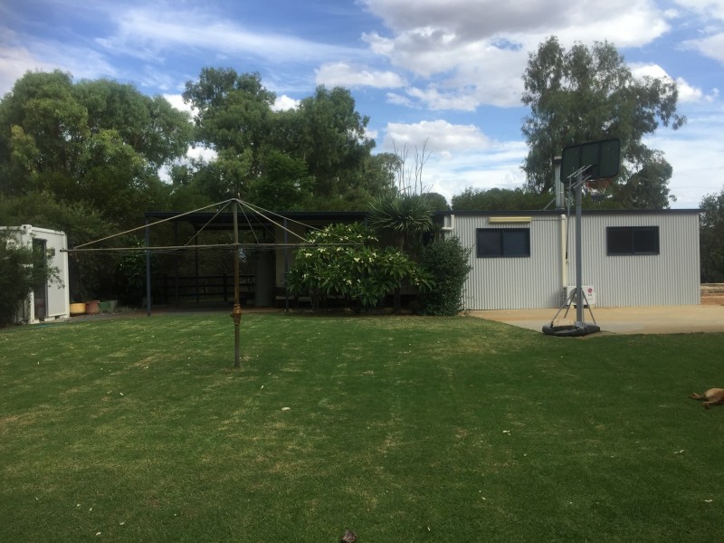 13 Housden close, Muchea WA 6501