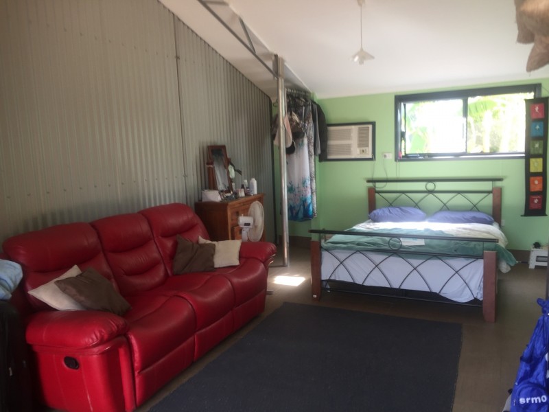 13 Housden close, Muchea WA 6501