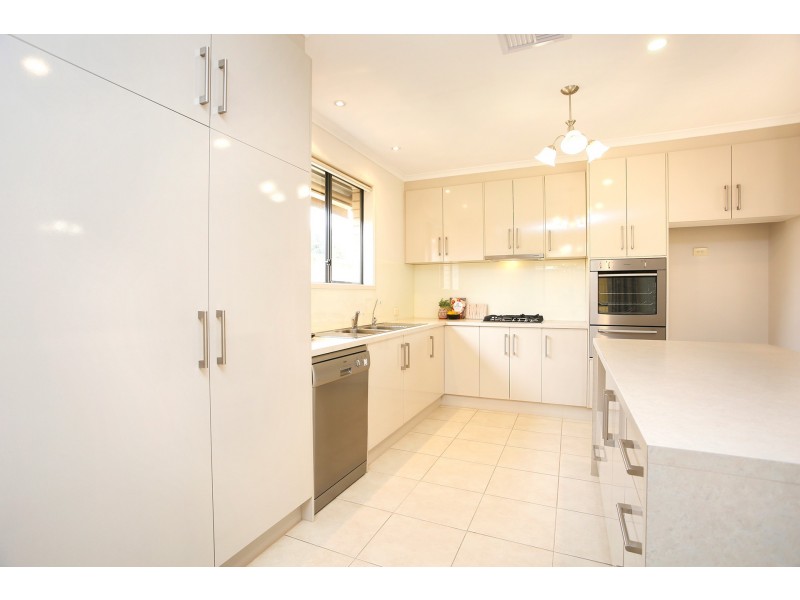 20 Capezzone Court, Newton SA 5074