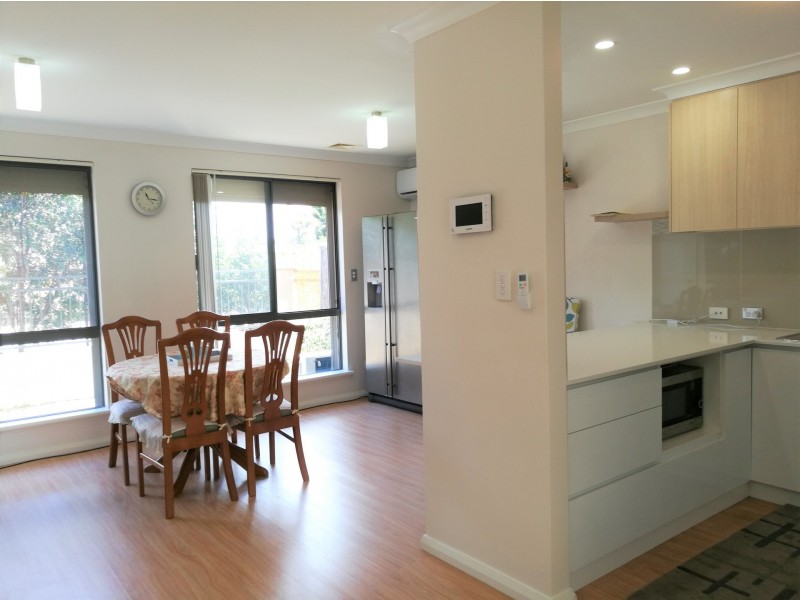 1/334 Fulham Street, Cloverdale WA 6105