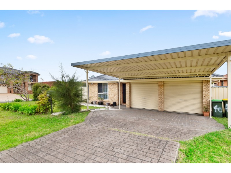 40 Glengarry Way, Horsley NSW 2530