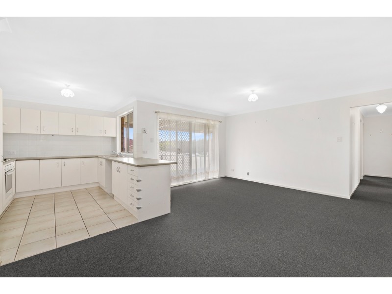 40 Glengarry Way, Horsley NSW 2530