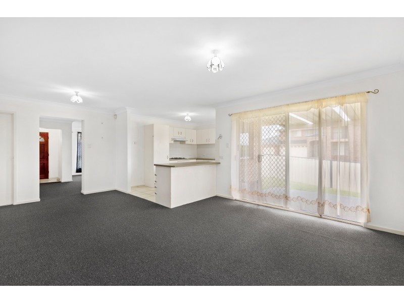 40 Glengarry Way, Horsley NSW 2530