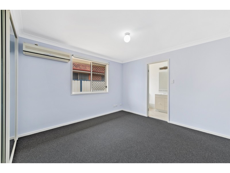 40 Glengarry Way, Horsley NSW 2530
