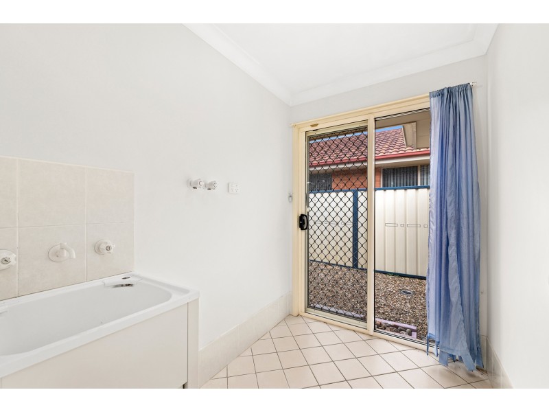 40 Glengarry Way, Horsley NSW 2530